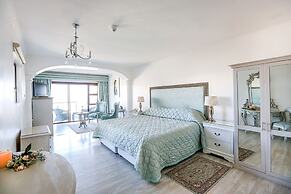 Misty Waves Boutique Hotel