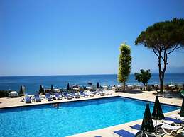 Lara Otel +12 Only Adult