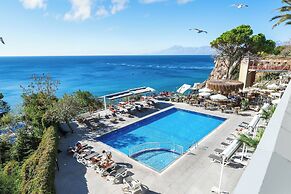 Lara Otel +12 Only Adult