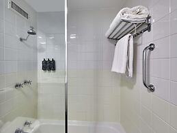 Mercure Perth On Hay