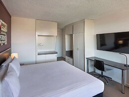 Mercure Perth On Hay