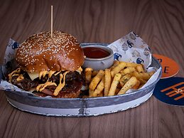 Mercure Perth On Hay