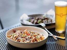 Mercure Perth On Hay