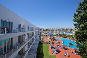 Marina Club Suite Hotel