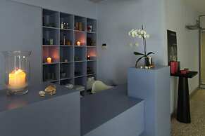 Marina Club Suite Hotel