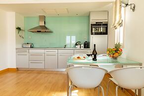 Marina Club Suite Hotel