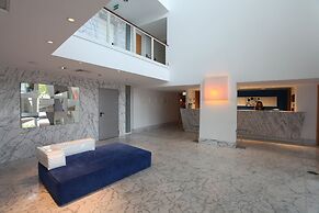 Marina Club Suite Hotel