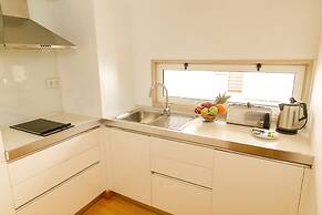 Marina Club Suite Hotel