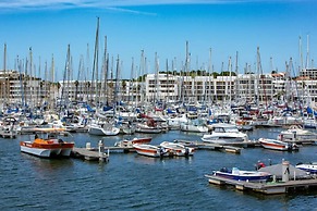 Marina Club Suite Hotel