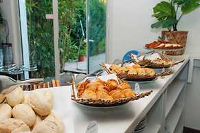 Marina Club Suite Hotel