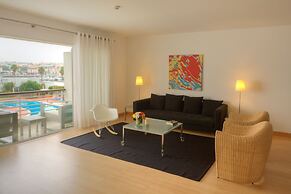 Marina Club Suite Hotel