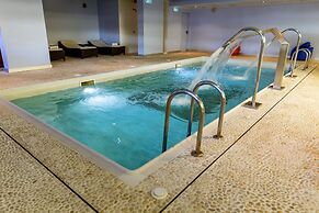 Marina Club Suite Hotel