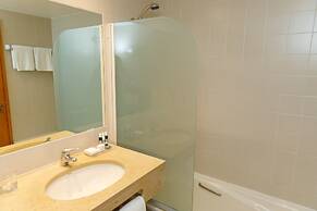 Marina Club Suite Hotel