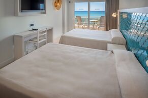 Caprici Beach Hotel & Spa