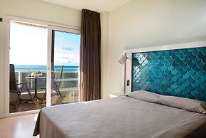 Caprici Beach Hotel & Spa