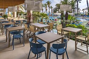 Caprici Beach Hotel & Spa