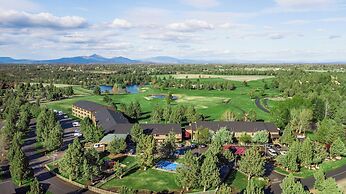 The Lodge at Eagle Crest Resort