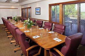 The Lodge at Eagle Crest Resort