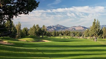 The Lodge at Eagle Crest Resort