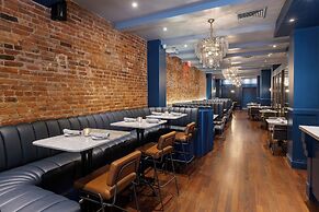 Aura Hotel Times Square