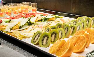 Hotel ILUNION Aqua 4