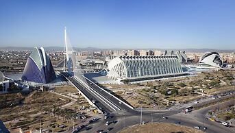 Hotel ILUNION Aqua 4