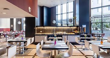 Hotel ILUNION Aqua 4