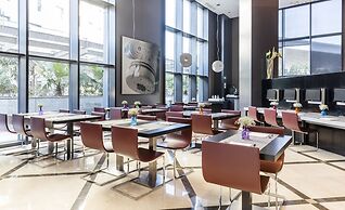 Hotel ILUNION Aqua 4