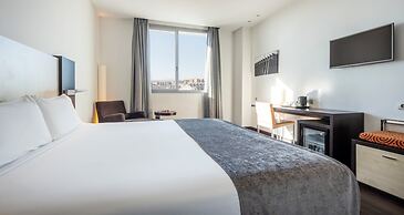 Hotel ILUNION Aqua 4