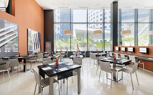 Hotel ILUNION Aqua 3