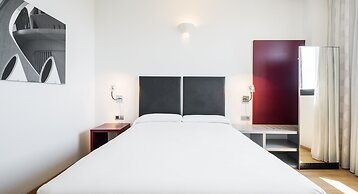 Hotel ILUNION Aqua 3