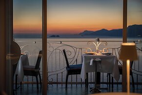 Hotel Tramonto d'Oro