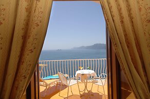 Hotel Tramonto d'Oro