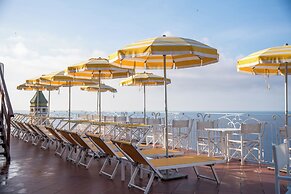 Hotel Tramonto d'Oro