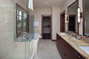 Lodge at Whitefish Lake