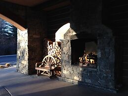 Lodge at Whitefish Lake