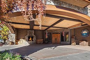 Lodge at Whitefish Lake