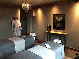 Lodge at Whitefish Lake