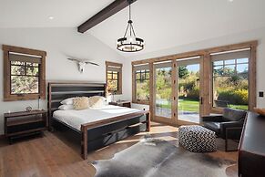 Lodge at Whitefish Lake