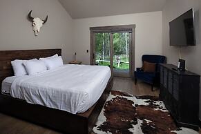 Lodge at Whitefish Lake