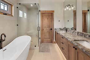 Lodge at Whitefish Lake