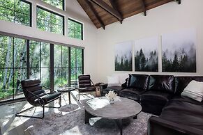 Lodge at Whitefish Lake