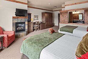 Lodge at Whitefish Lake