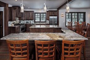 Lodge at Whitefish Lake