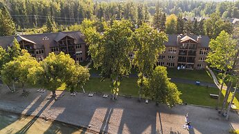 Lodge at Whitefish Lake