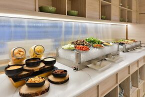 Centre Point Sukhumvit 10