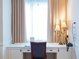 Centre Point Sukhumvit 10