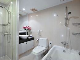 Centre Point Sukhumvit 10