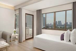 Centre Point Sukhumvit 10