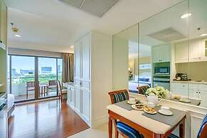 Centre Point Sukhumvit 10